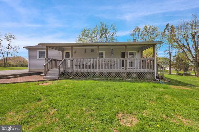 17 RICHMAIDEN RD, Fleetwood, PA 19522