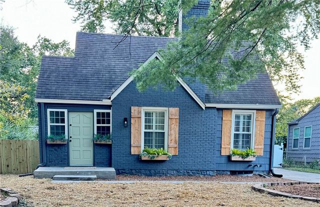 5406 Ash Street, Roeland Park, KS 66205