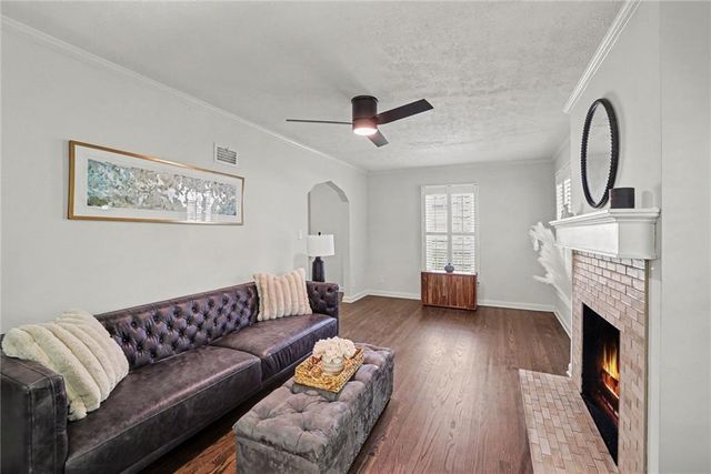 5406 Ash Street, Roeland Park, KS 66205
