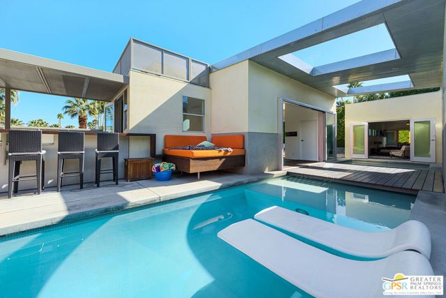 1947 S Joshua Tree Place, Palm Springs, CA 92264