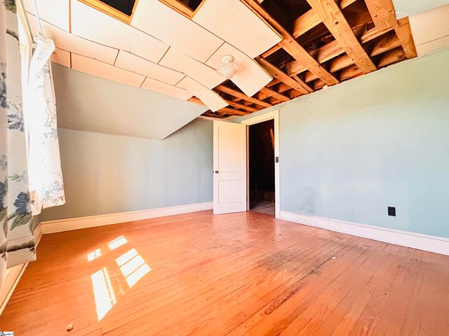 116 W Centennial Street, Clinton, SC 29325