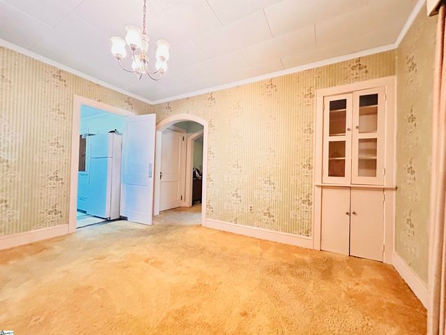 116 W Centennial Street, Clinton, SC 29325