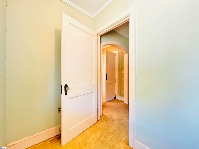 116 W Centennial Street, Clinton, SC 29325