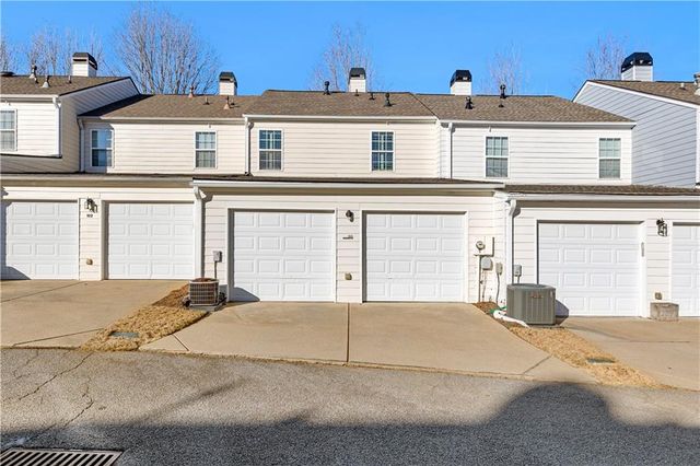 100 Portico Place, Newnan, GA 30265