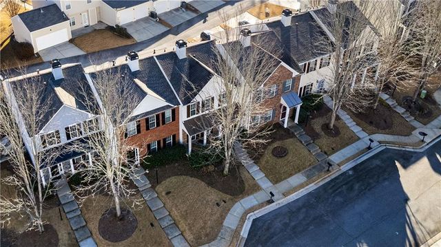 100 Portico Place, Newnan, GA 30265