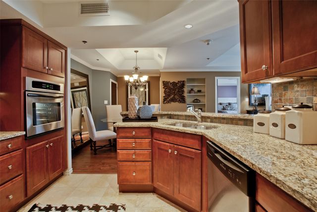 5909 Luther Lane 808, Dallas, TX 75225