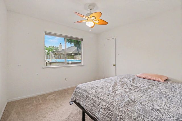 4802 Stone Bridge Street, Baytown, TX 77521