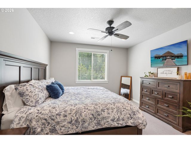 158 ZEPHYR Dr, Silver Lake, WA 98645