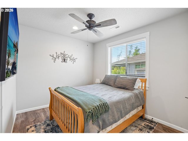 158 ZEPHYR Dr, Silver Lake, WA 98645