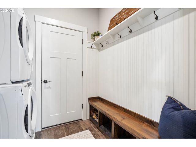 158 ZEPHYR Dr, Silver Lake, WA 98645