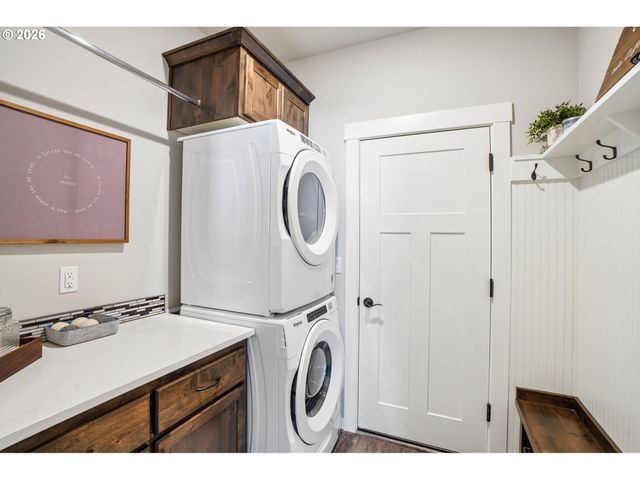 158 ZEPHYR Dr, Silver Lake, WA 98645