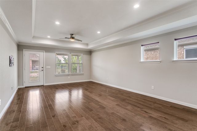 2082 Bentwater Lane, Frisco, TX 75036