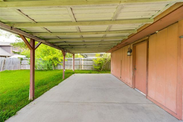 13114 Nantucket Drive, Sugar Land, TX 77478