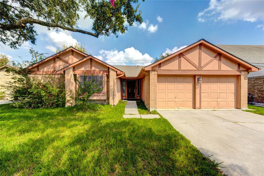 13114 Nantucket Drive, Sugar Land, TX 77478
