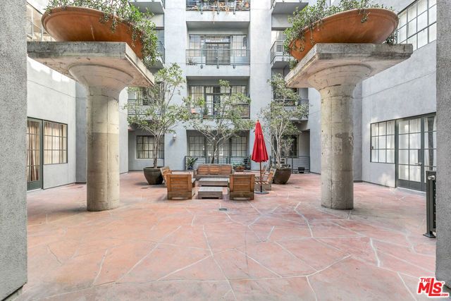 420 S San Pedro Street 218, Los Angeles, CA 90013