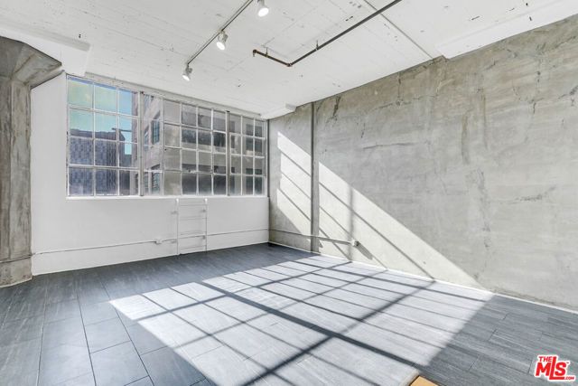 420 S San Pedro Street 218, Los Angeles, CA 90013
