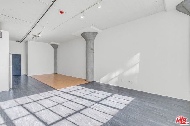 420 S San Pedro Street 218, Los Angeles, CA 90013