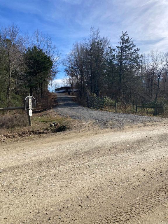 1386 Polk Rd 48, Mena, AR 71953