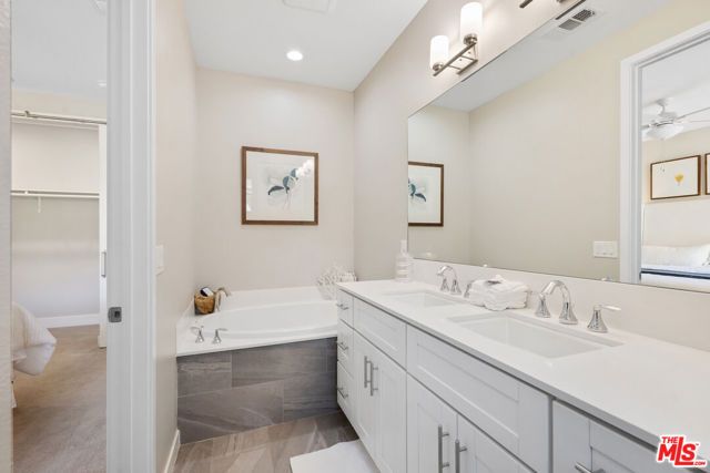 4415 Paxton Place, Calabasas, CA 91302