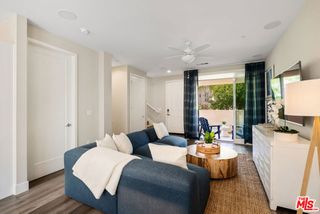 4415 Paxton Place, Calabasas, CA 91302