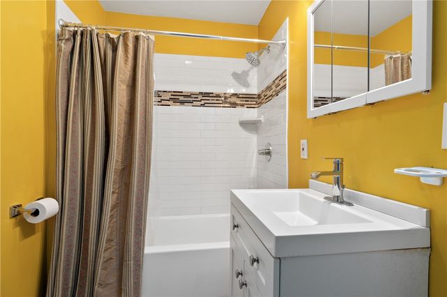 199 N Fremont Ave, Bellevue, PA 15202