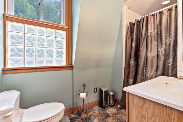 199 N Fremont Ave, Bellevue, PA 15202