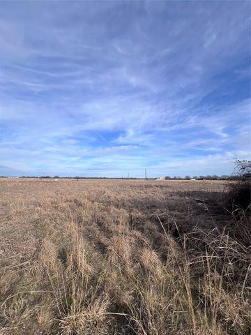 2043 CO RD 3908, Wills Point, TX 75169