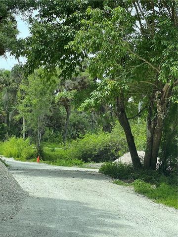 3570 Williamson RD, Fort Myers, FL 33905