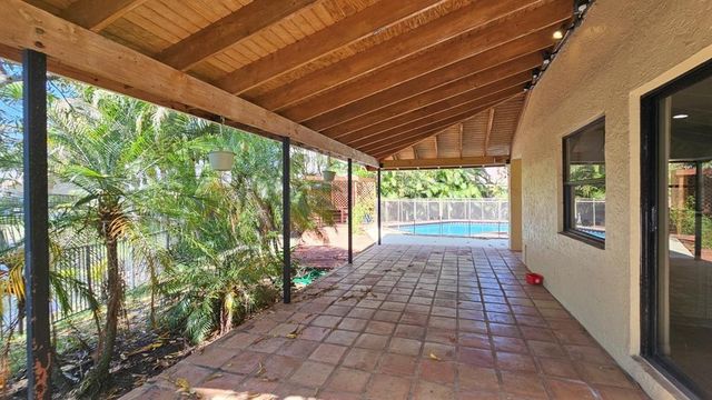 2840 Begonia Way, Cooper City, FL 33026