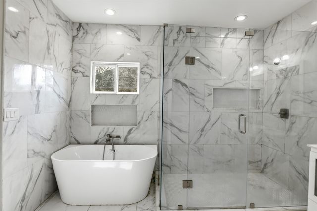 2204 Albert Broadfoot Street, Bonham, TX 75418