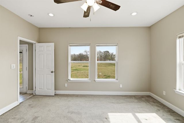 2204 Albert Broadfoot Street, Bonham, TX 75418