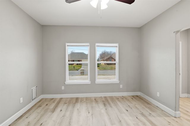 2204 Albert Broadfoot Street, Bonham, TX 75418