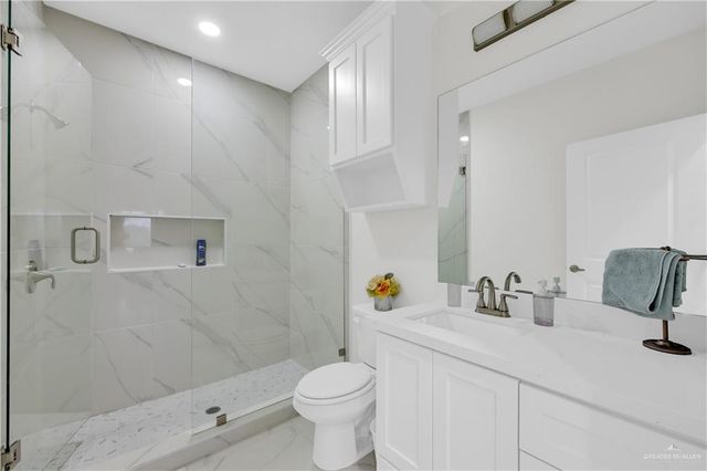 5007 Dora Lane, Mcallen, TX 78504