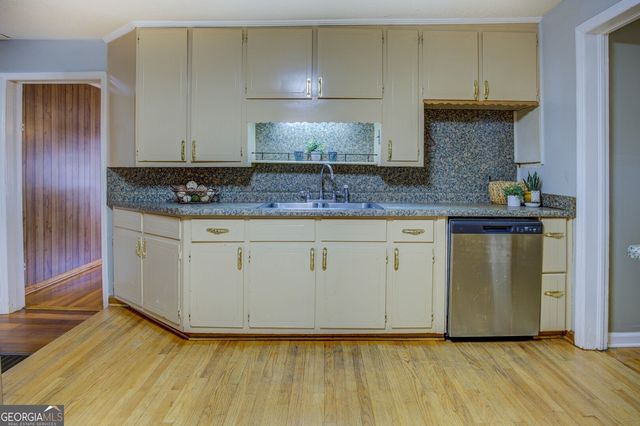 50 Stacia Drive, Covington, GA 30016