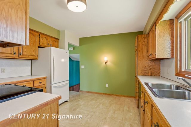4816 Leaside Drive, Saginaw Twp, MI 48603