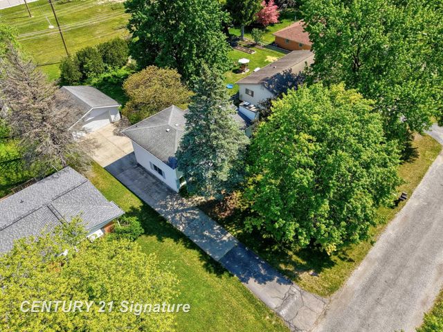 4816 Leaside Drive, Saginaw Twp, MI 48603