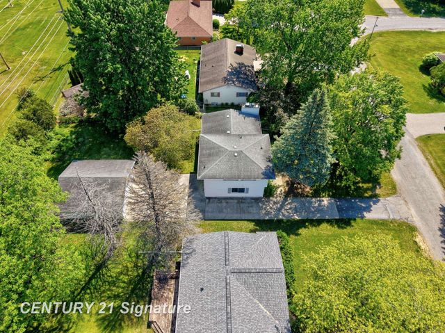 4816 Leaside Drive, Saginaw Twp, MI 48603