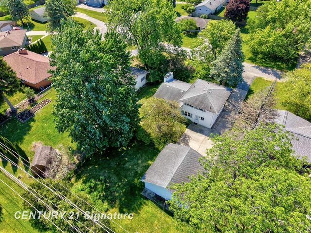 4816 Leaside Drive, Saginaw Twp, MI 48603
