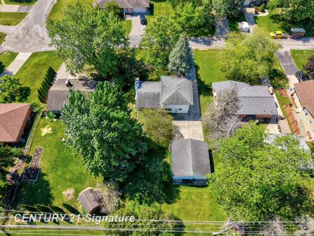 4816 Leaside Drive, Saginaw Twp, MI 48603