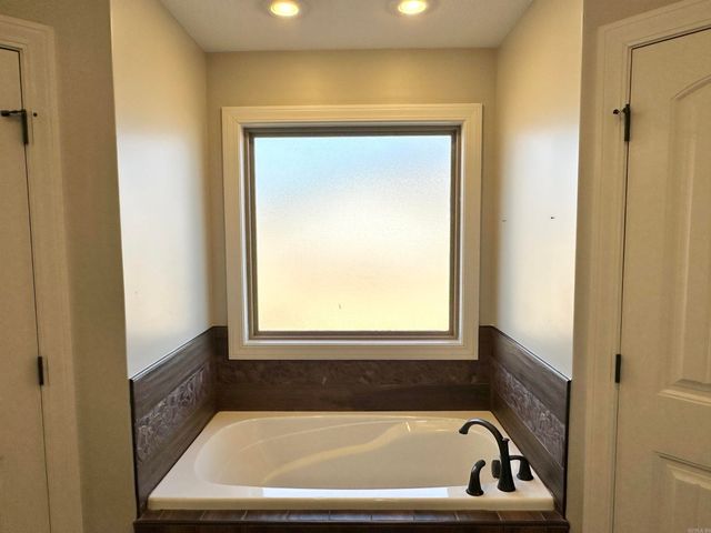 107 Emma, Brookland, AR 72417