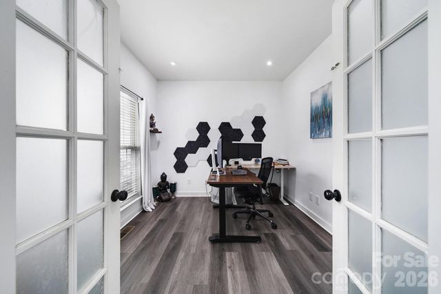 9954 Mitchell Glen Drive, Charlotte, NC 28277