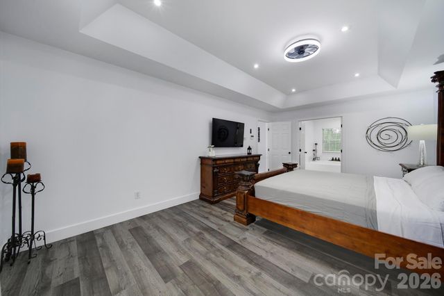 9954 Mitchell Glen Drive, Charlotte, NC 28277