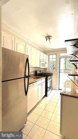 3920 W ST NW, Washington, DC 20007