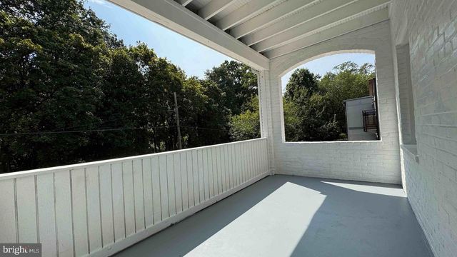 3920 W ST NW, Washington, DC 20007