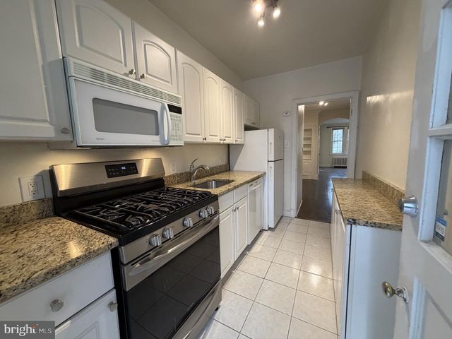 3920 W ST NW, Washington, DC 20007