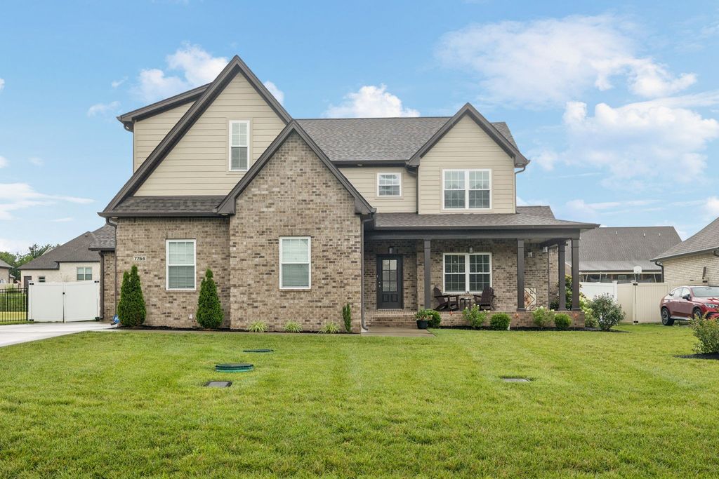7764 Brenda Ln, Murfreesboro, TN 37129