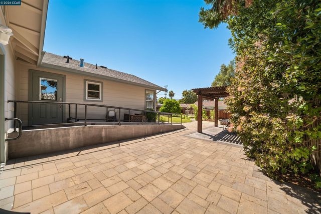 3644 Walnut Ave, Concord, CA 94519