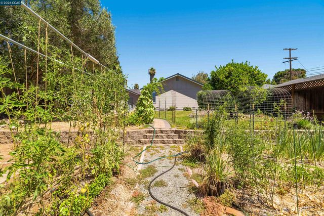 3644 Walnut Ave, Concord, CA 94519