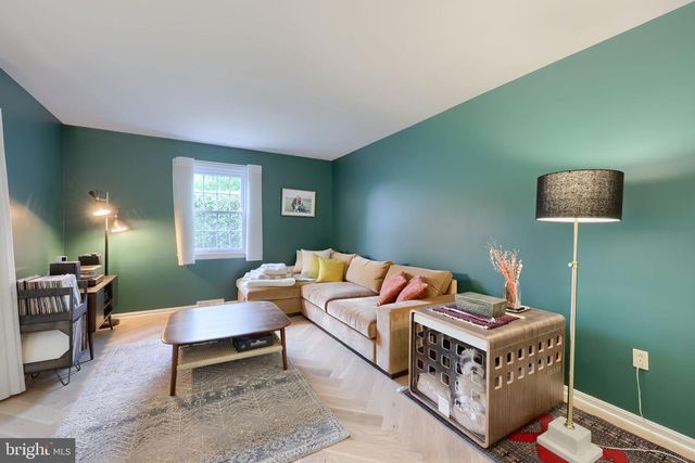1856 BEVERLY DR, Lancaster, PA 17601