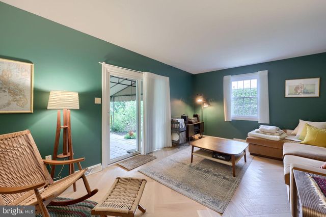 1856 BEVERLY DR, Lancaster, PA 17601